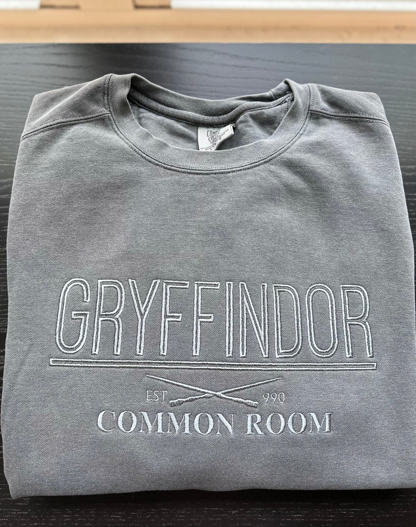 LARGE Gryffindor Common Room Crew - Pepper